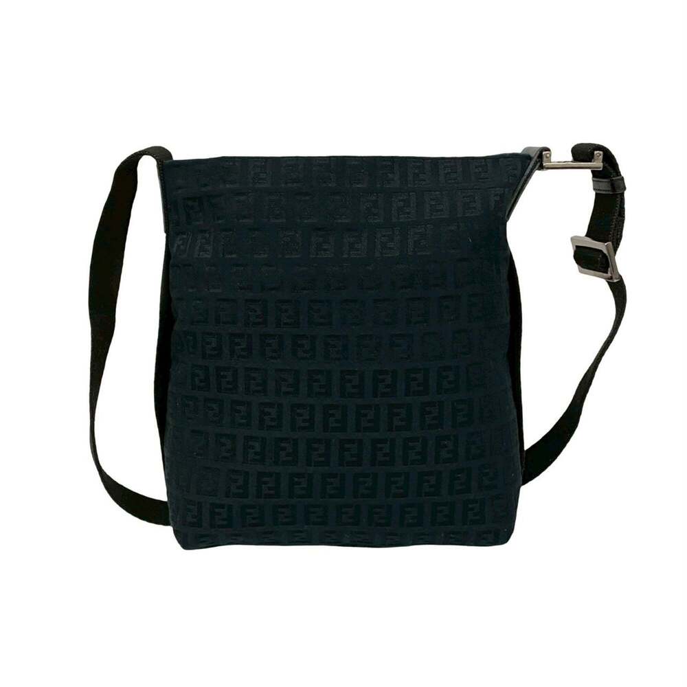 FENDI Black Leather Shoulder Bag - Picture 3 of 10